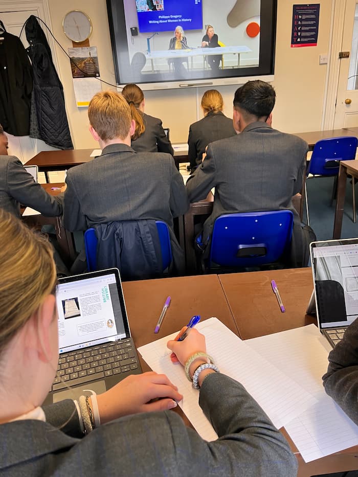 Award Winning Novelist Leads Creative Writing Workshop